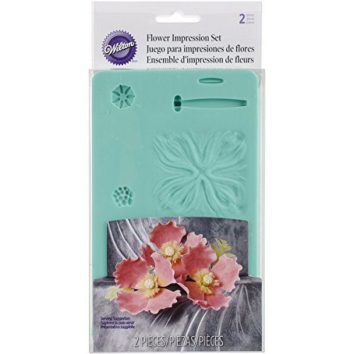 Book Cover Wilton 409-2530 2-Piece Flower Impression Mold, Green
