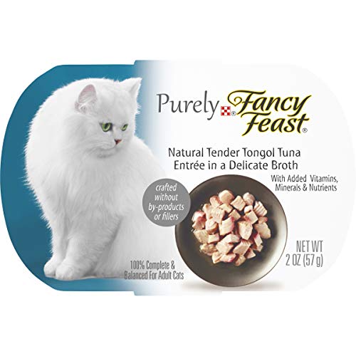 Book Cover Purina Fancy Feast Natural Wet Cat Food, Purely Natural Tender Tongol Tuna Entree - 2 oz. Tray
