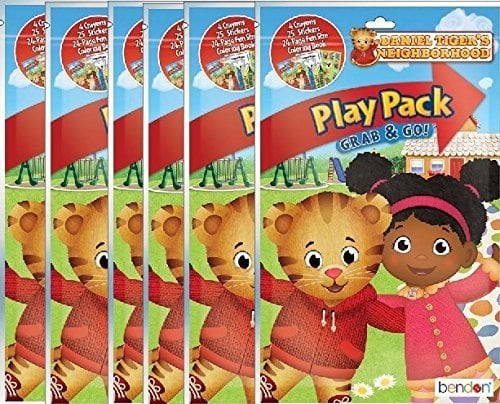 Book Cover Daniel Tiger's Neighborhood Play and Go Super Set Coloring Book with Stickers and Crayons