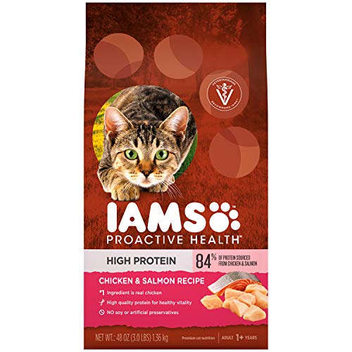Book Cover IAMS PROACTIVE HEALTH High Protein Adult Dry Cat Food with Chicken & Salmon, 3 lb. Bag