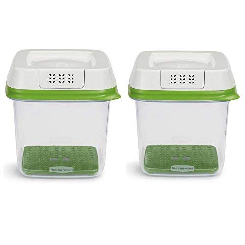 Book Cover Rubbermaid FreshWorks Produce Saver Food Storage Container, Medium, 6.3 Cup, Green/ Set of 2