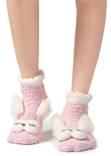 Book Cover Leotruny Women's Winter Cute Animal Ankle Slipper Fuzzy Socks