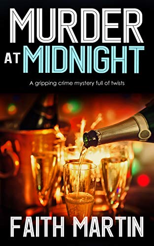 Book Cover MURDER AT MIDNIGHT a gripping crime mystery full of twists (DI Hillary Greene Book 15)